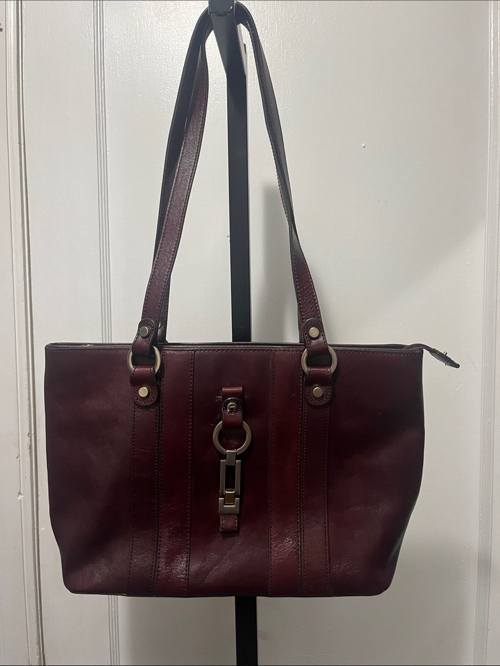 Vintage ETIENNE AIGNER of blood leather tote bag purse